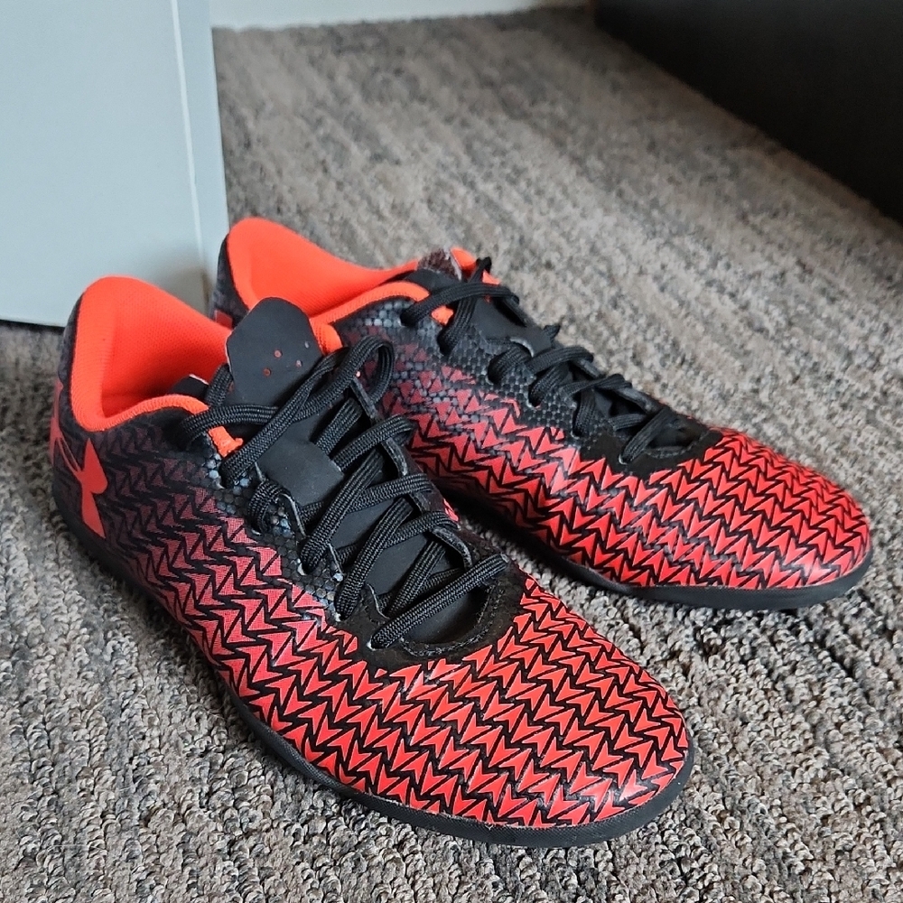 Under Armour Red and Black Sneakers SIZE 4.5 US